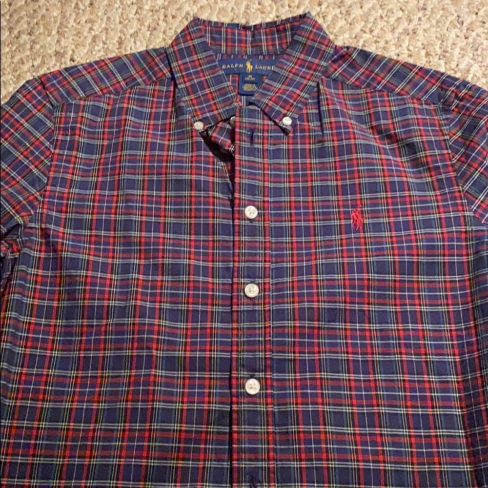 Bottom down long sleeve polo